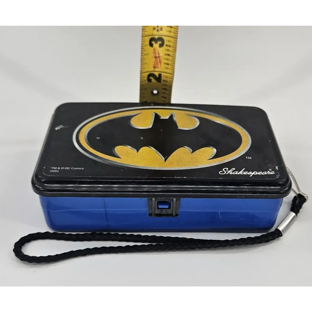 2005 Batman Shakespeare Mini Fishing Tackle Box DC Comics Wrist Strap